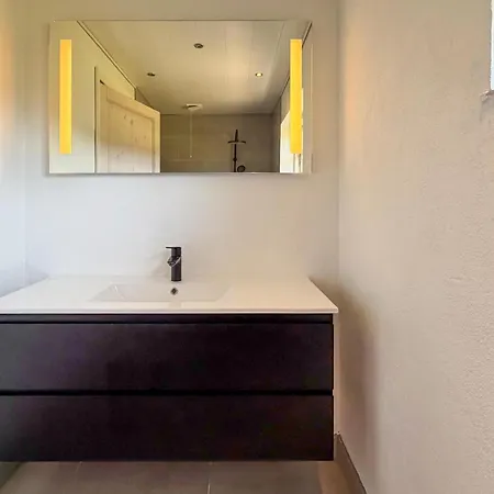 3 Bedroom Amazing In *